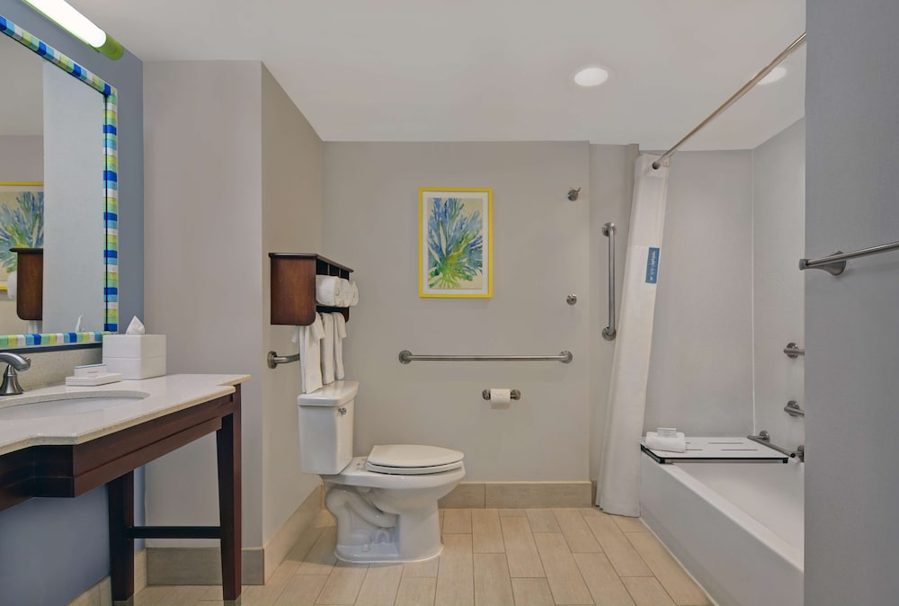 Hampton Inn Jacksonville Beach Oceanfront - photo 27
