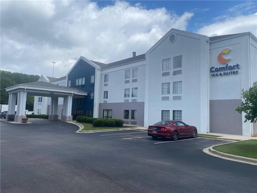 Comfort Inn & Suites Trussville I 59 exit 141 — hotel in Trussville