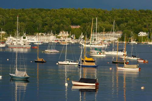 Brown's Wharf Inn - photo 2