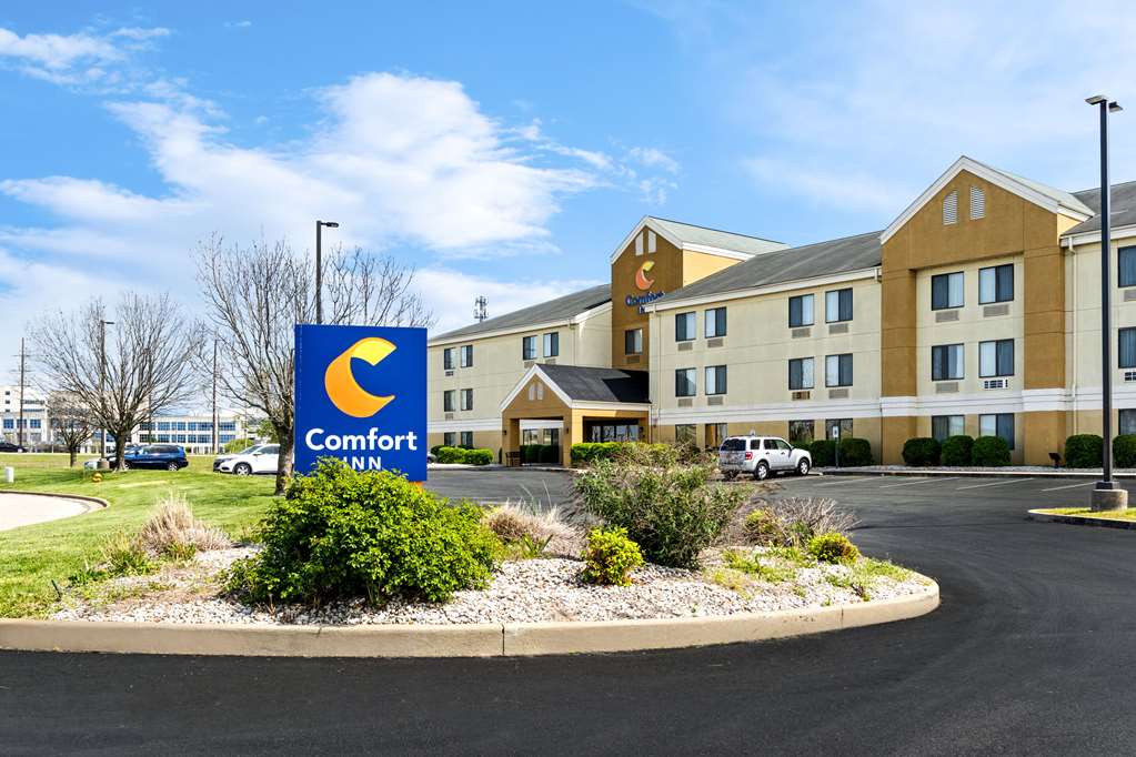 Comfort Inn Evansville East — Evansville