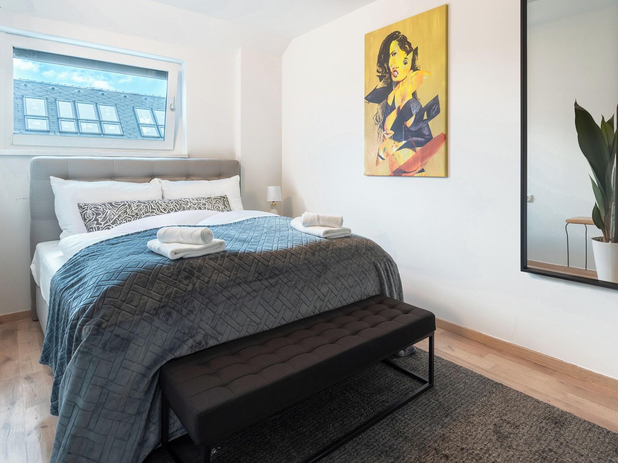 ZEUS Design Apartments — 4-Star Luxury Hotel in Vienna, Austria