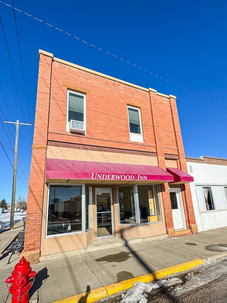 Underwood Inn in Bismarck, United States