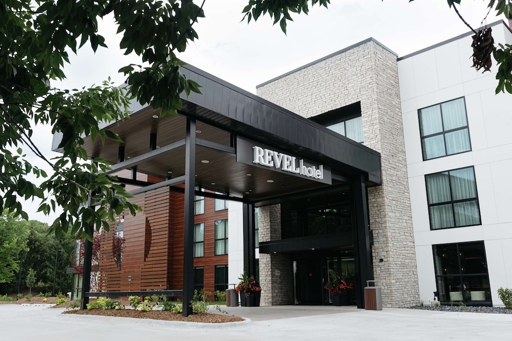 Revel Hotel Des Moines Urbandale Tapestry Collection by Hilton - photo 142