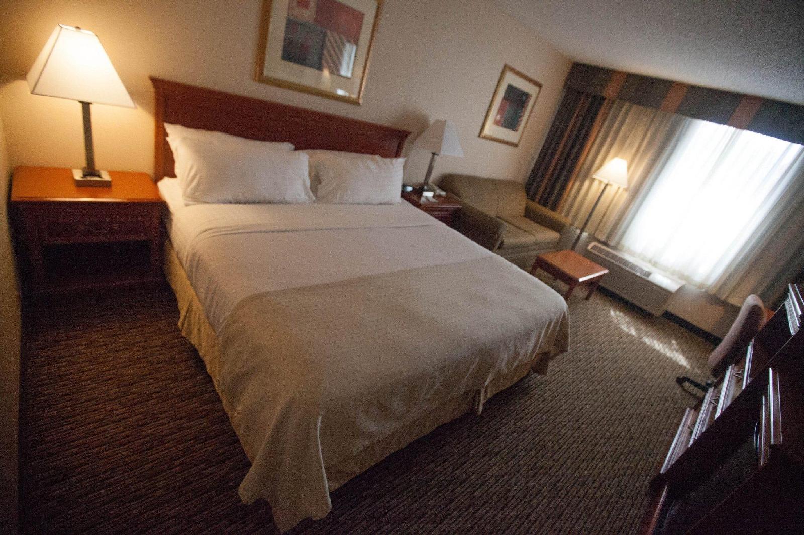 Cortina Inn Rutland Killington - photo 8