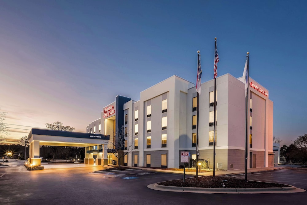 Hampton Inn & Suites Wilson I 95 - photo 38