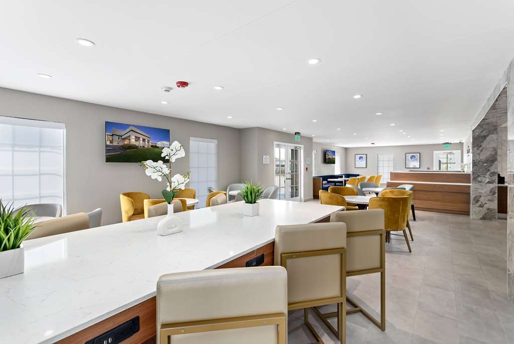 Baymont by Wyndham Beaumont - photo 43
