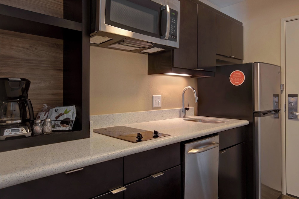 TownePlace Suites by Marriott Austin Round Rock - photo 9