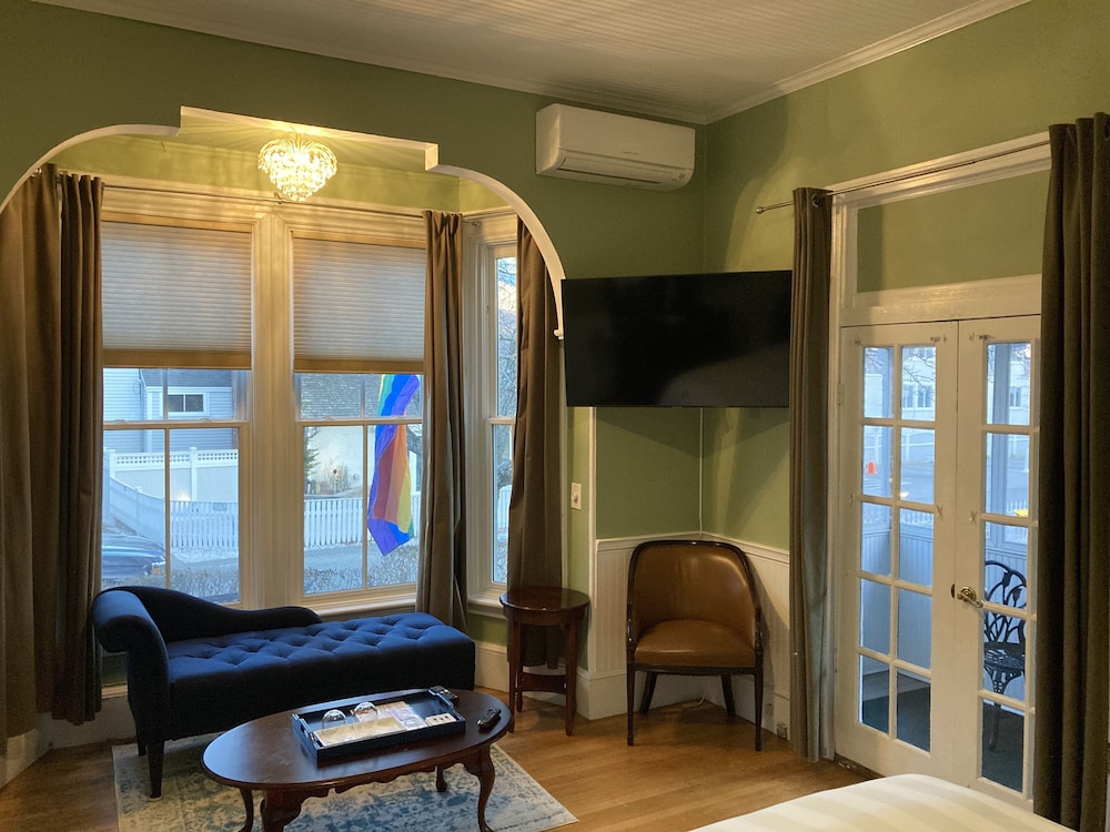 Prince Albert Provincetown - photo 23