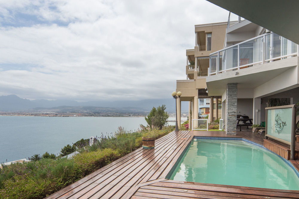 Gordon's Bay Luxury Apartments — 4-Star Luxury Hotel in Cape Town, South Africa