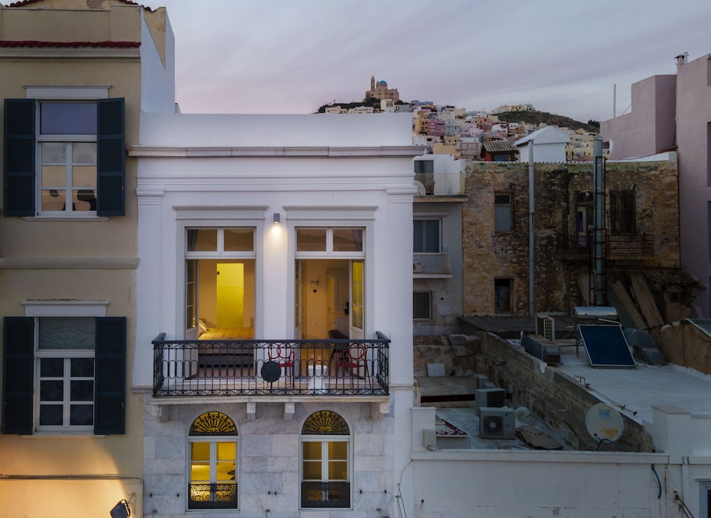 Skylight — Ano Syros — photo 2
