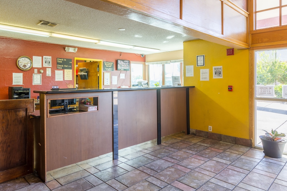 A Victory Inn Tolleson - photo 2