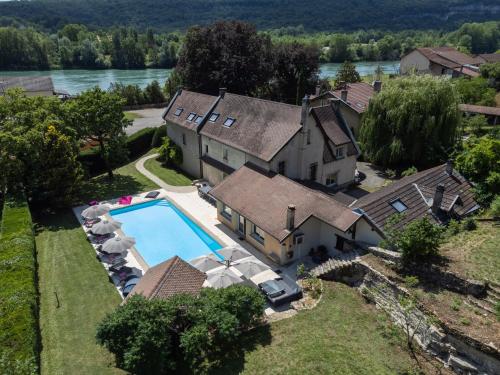 Le Manoir De Bre Naz pet-friendly hotel Sault-Brenaz