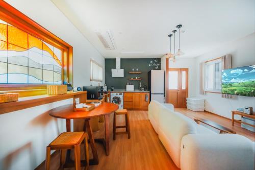 Dazayo Hacheon Breeze House Pakeori Pet friendely — 4-Star Luxury Hotel in Seogwipo, South Korea