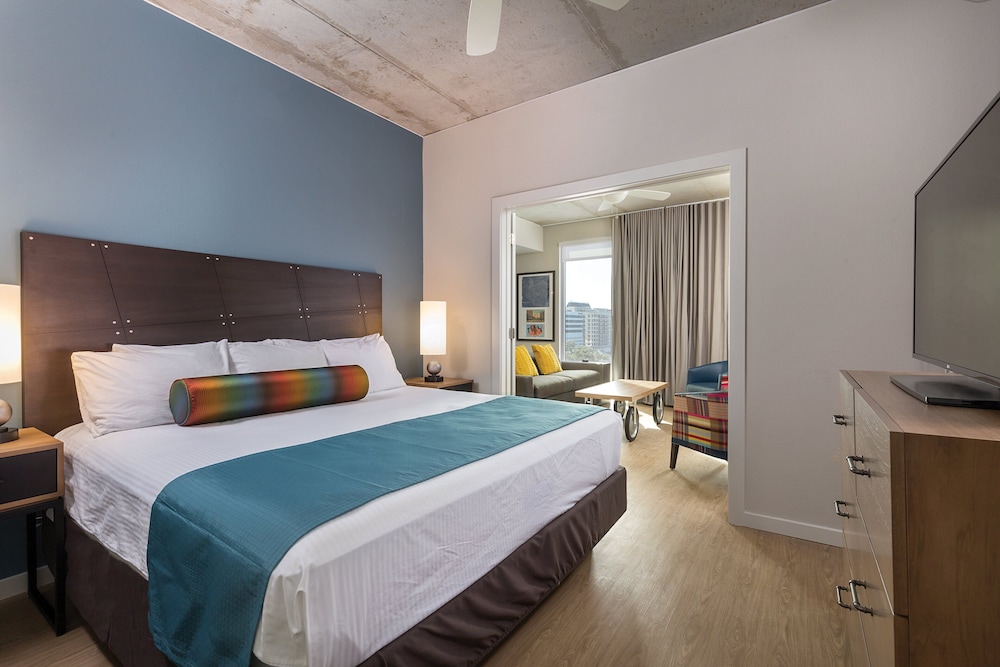 Club Wyndham Austin - photo 10