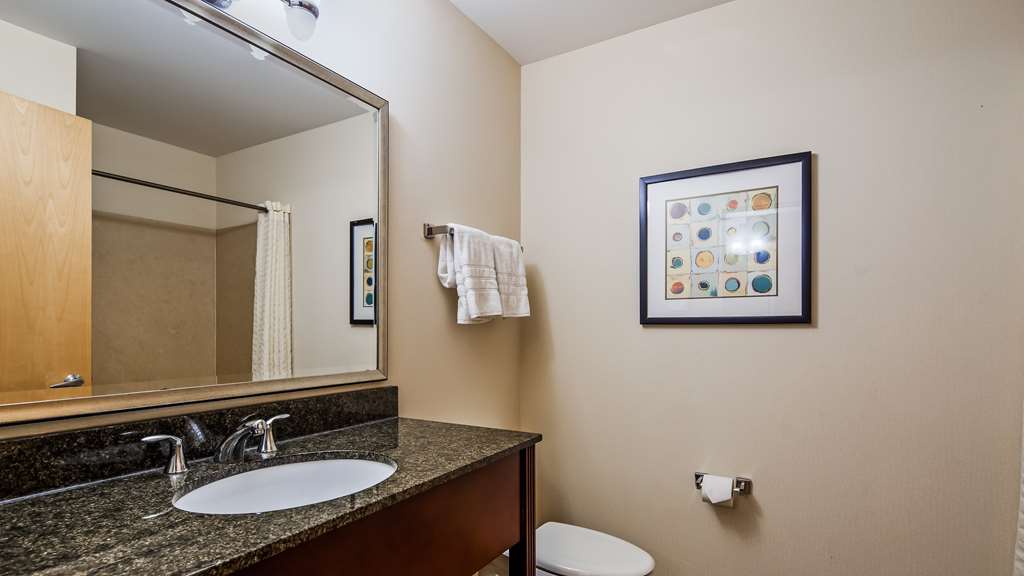 Best Western Plus Philadelphia Airport S. At Widener Univ. - photo 33
