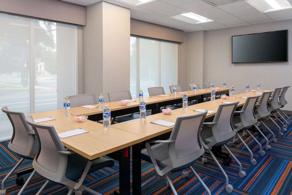 Hampton Inn Charlotte Uptown - photo 35