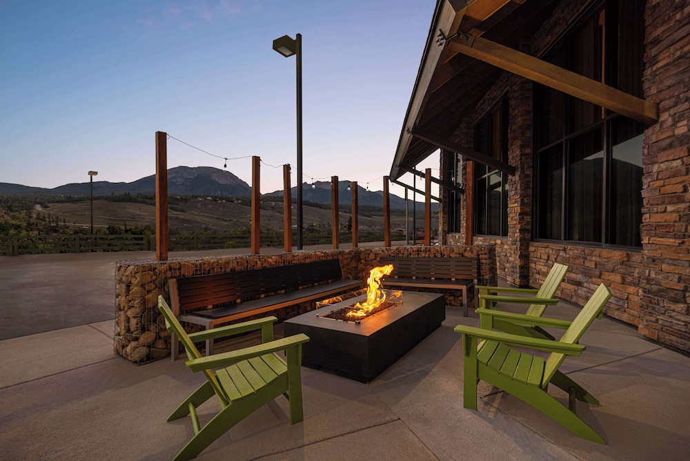 Hampton Inn & Suites Silverthorne - photo 36