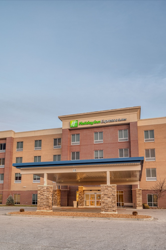 Holiday Inn Express & Suites St. Louis Chesterfield by IHG - photo 42