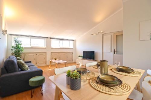 Tourinho's House Apt in the Historic Centre of Viana — 4-Star Luxury Hotel in Viana Do Castelo, Portugal