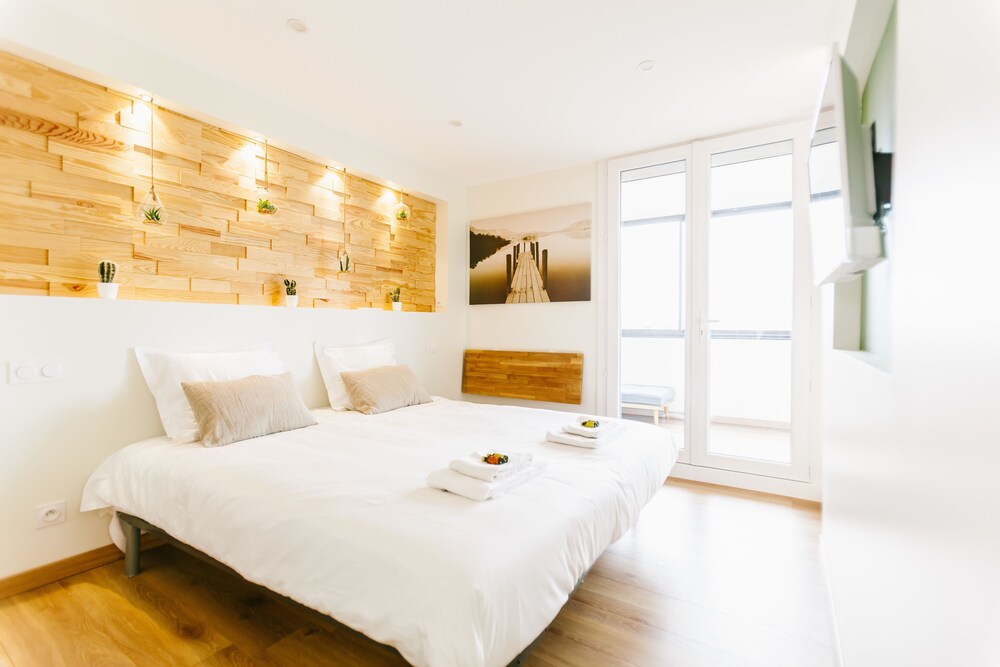 Rentyourday in Toulouse, France