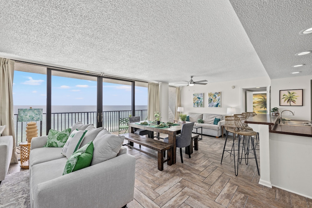 Sandpiper Beacon Beach Resort - photo 280