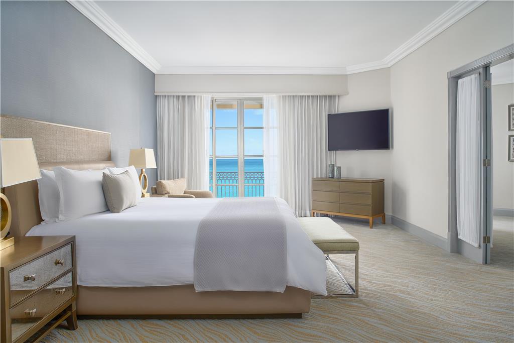 KICUN1_Seaside Suite_Bedroom.jpeg