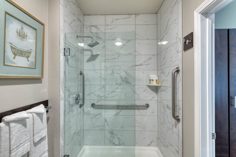 Geyserville Inn - photo 40