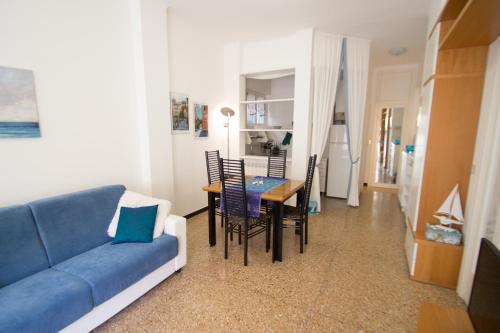 Grande Bilocale Con Posto Auto Privato E Giardino — 4-Star Luxury Hotel in Varazze, Italy