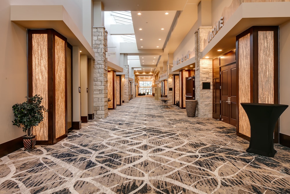 Hilton Garden Inn Manhattan - photo 34