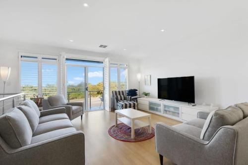 Beach Front Esplanade Victor Harbor Byo Linen Wi Fi Family — Victor Harbor