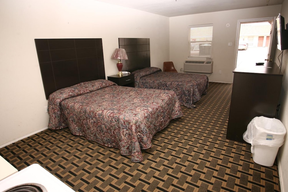 Andrews Motor Inn - photo 14