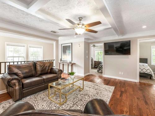 The Manor l 5 Bedrooms A Location Sleeps 12 — 4-Star Luxury Hotel in Atlanta, United States