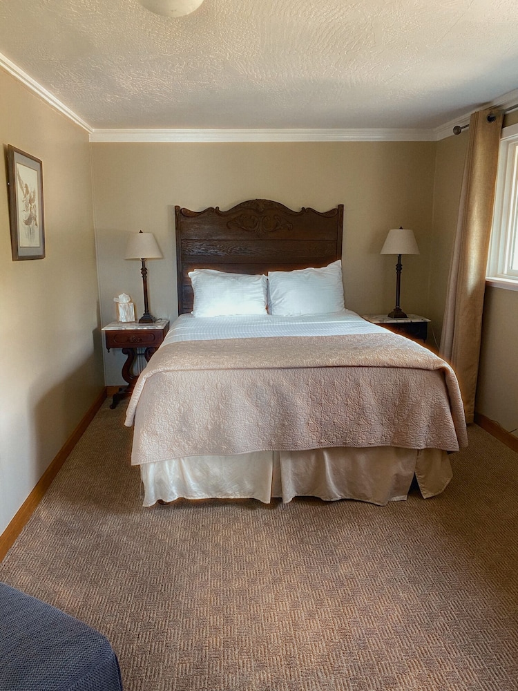 Jenner Inn - photo 17