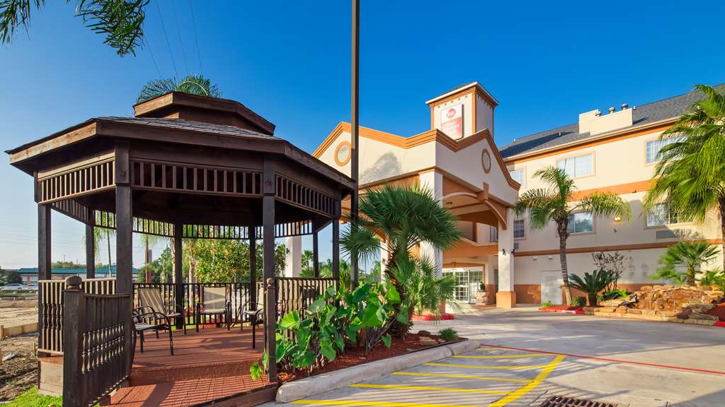 Best Western Plus Houston Atascocita Inn & Suites - photo 34