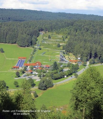Waldferiendorf Regen — Regen