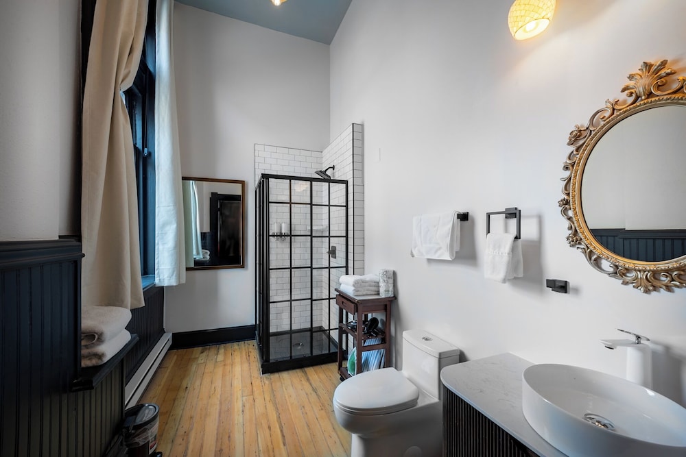 The Oliver Inn Duluth Hotel Near Canal Park - photo 104