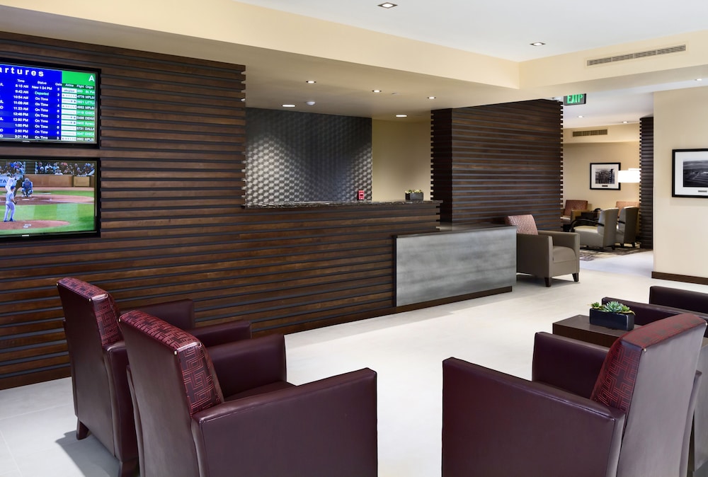 AeroStay Hotel - photo 4