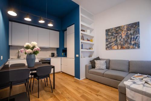 Boutique d'Este Bocconi Porta Romana 1BR flat 5 min Metro — 4-Star Luxury Hotel in Milan, Italy