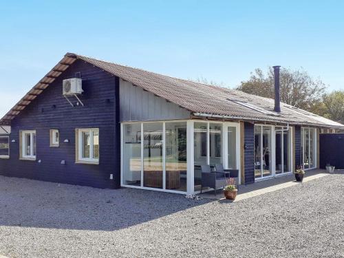 12 person holiday home in Vinderup By Traum — 4-Star Luxury Hotel in Vinderup, Denmark