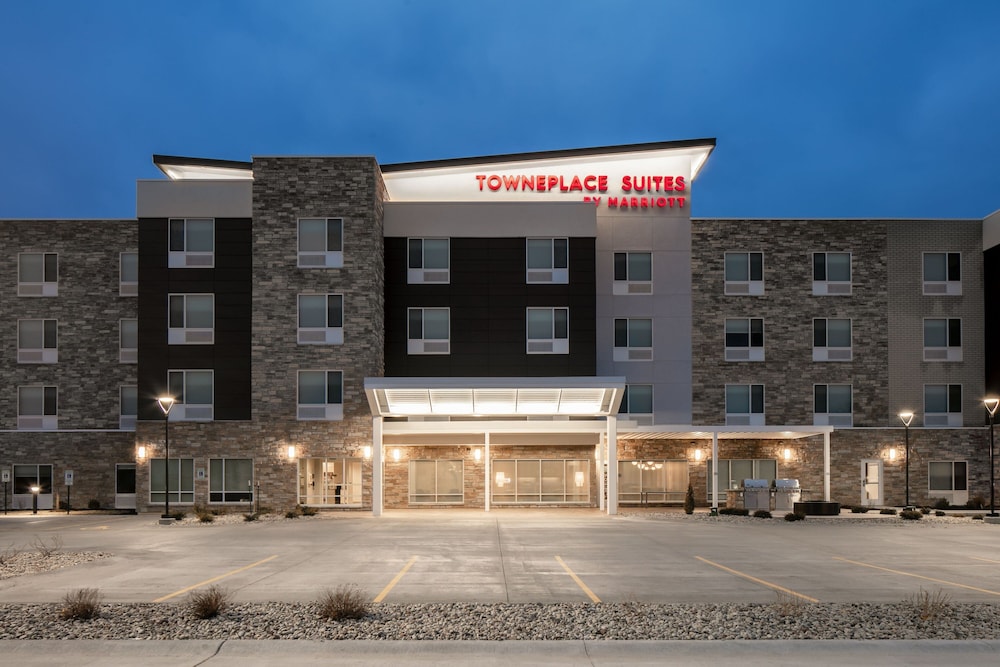 TownePlace Suites by Marriott Oshkosh - photo 29