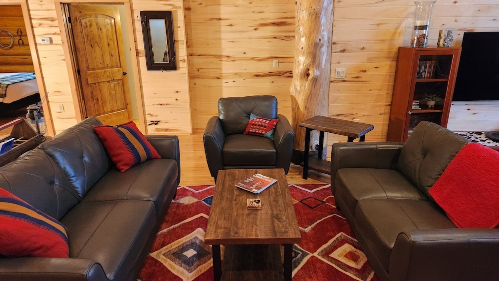 Beargrass Lodging and RV Resort - photo 94