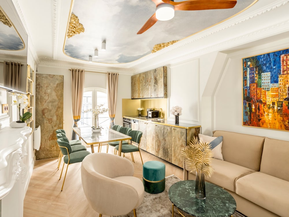 Merveil Luxury Suites Rougemont I II III — 4-Star Luxury Hotel in Paris, France
