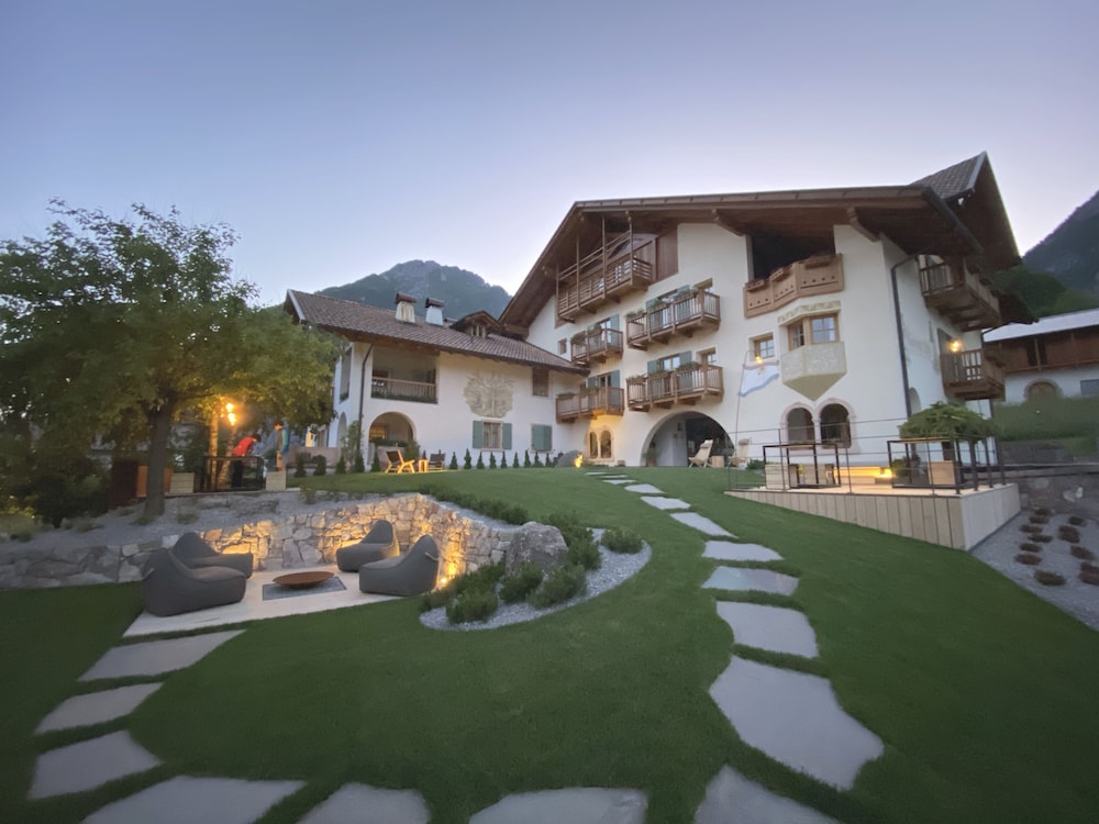 Garnì Lilly — hotel in San Lorenzo In Banale