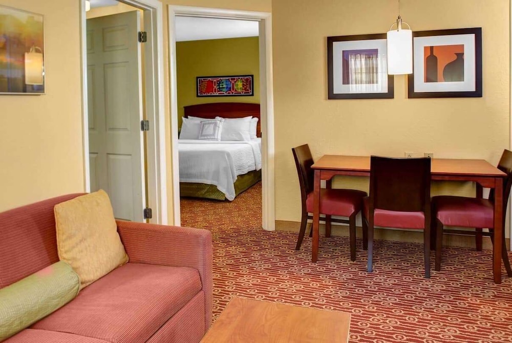 Hawthorn Extended Stay by Wyndham Cincinnati NE Mason - photo 11