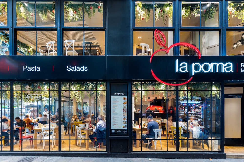 מזון ומשקאות