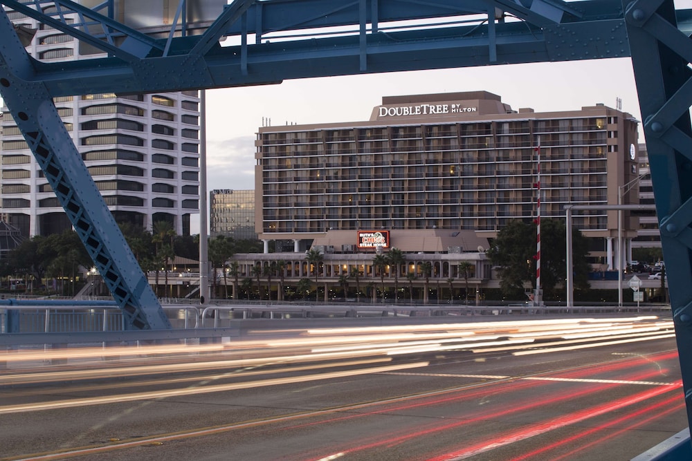 DoubleTree by Hilton Hotel Jacksonville Riverfront - photo 72