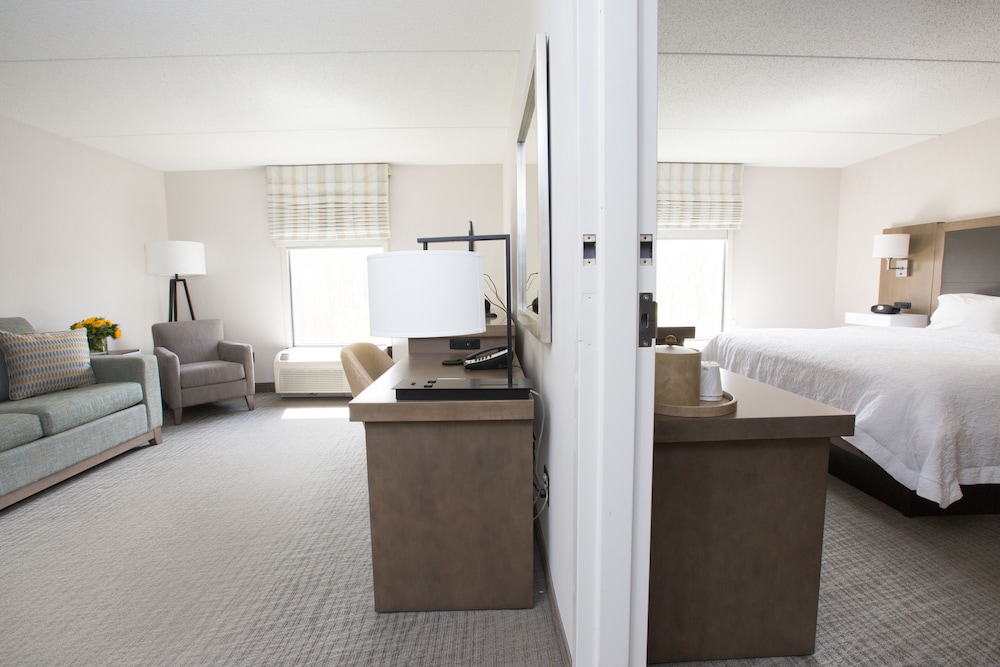 Hampton Inn Raynham Taunton - photo 20