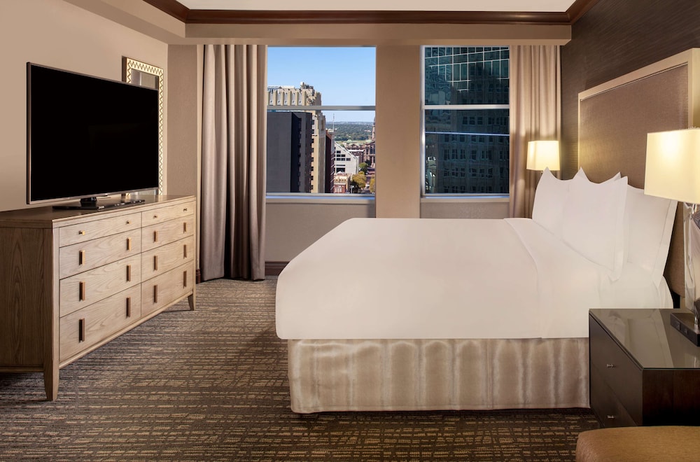 Hilton Fort Worth - photo 21