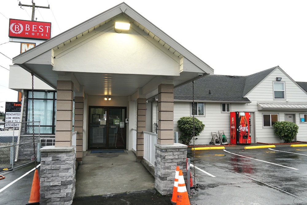 Emerald Motel - photo 16