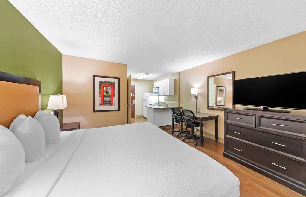 Extended Stay America Suites Los Angeles Chino Valley - photo 19